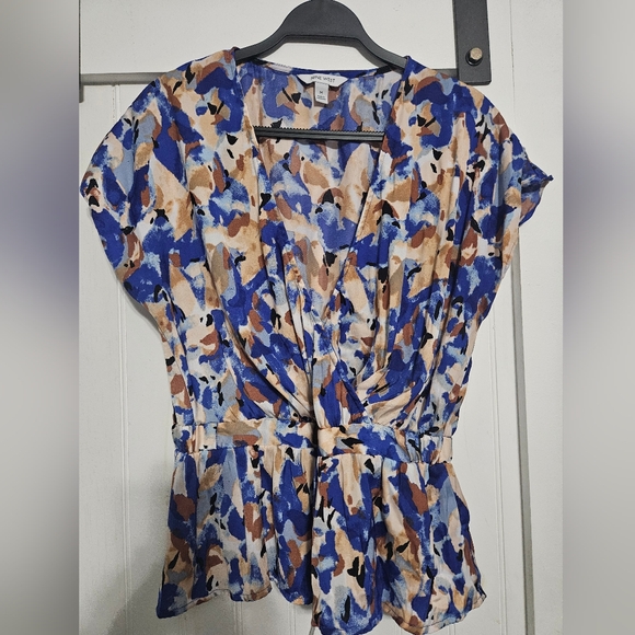 Size medium nine west blouse - Picture 1 of 2